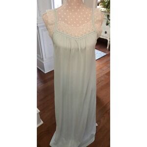 GOSSARD ARTEMIS Blue Nylon Eyelet Lace Accent Long NIGHTGOWN Lingerie 70s SMALL